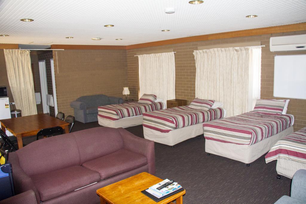 Motor 3* Mildura