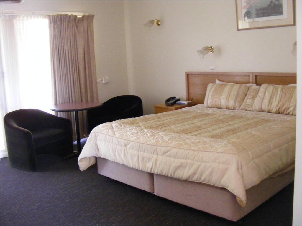 Motor Motel 3*