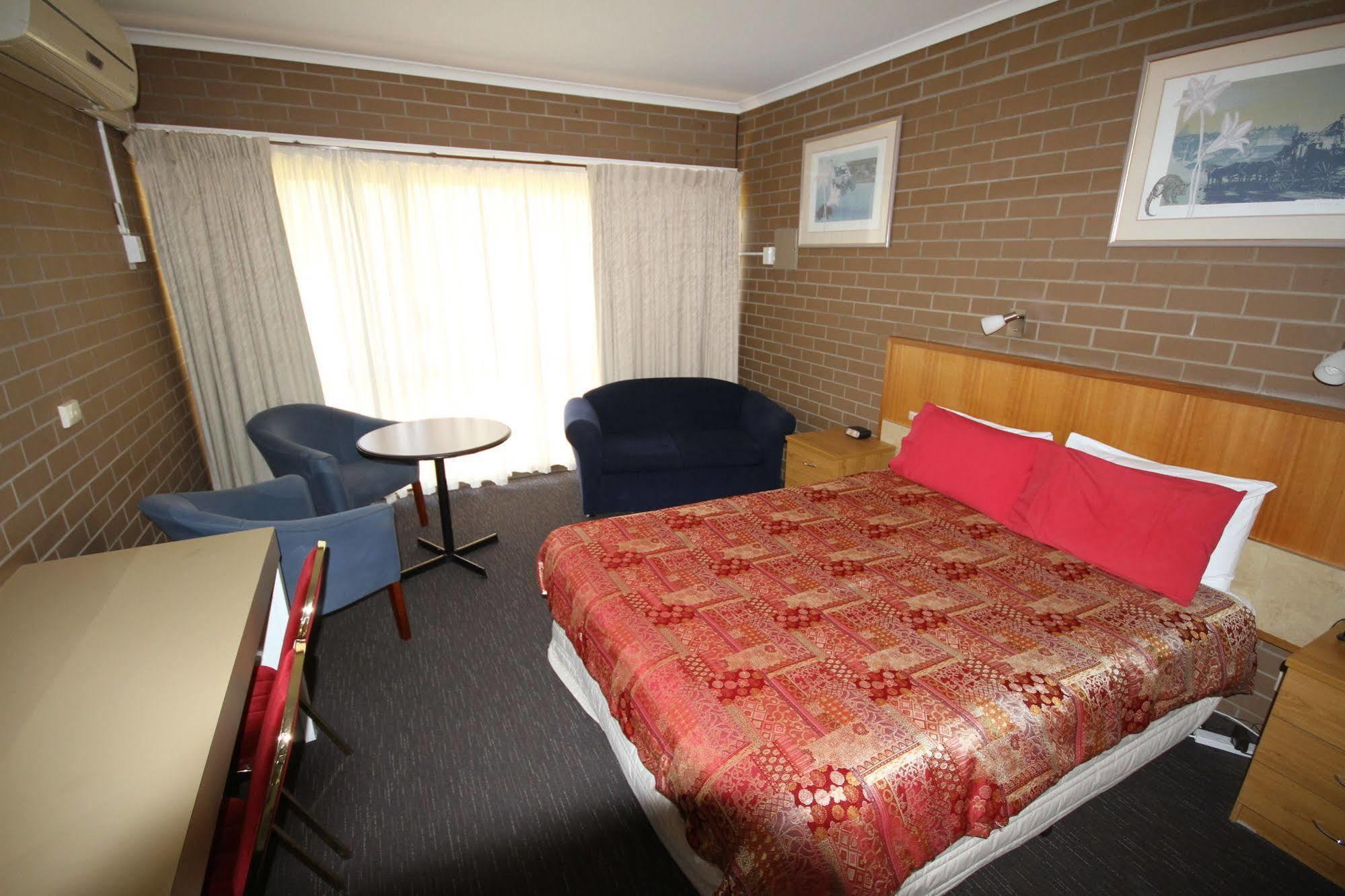 Motor 3* Mildura