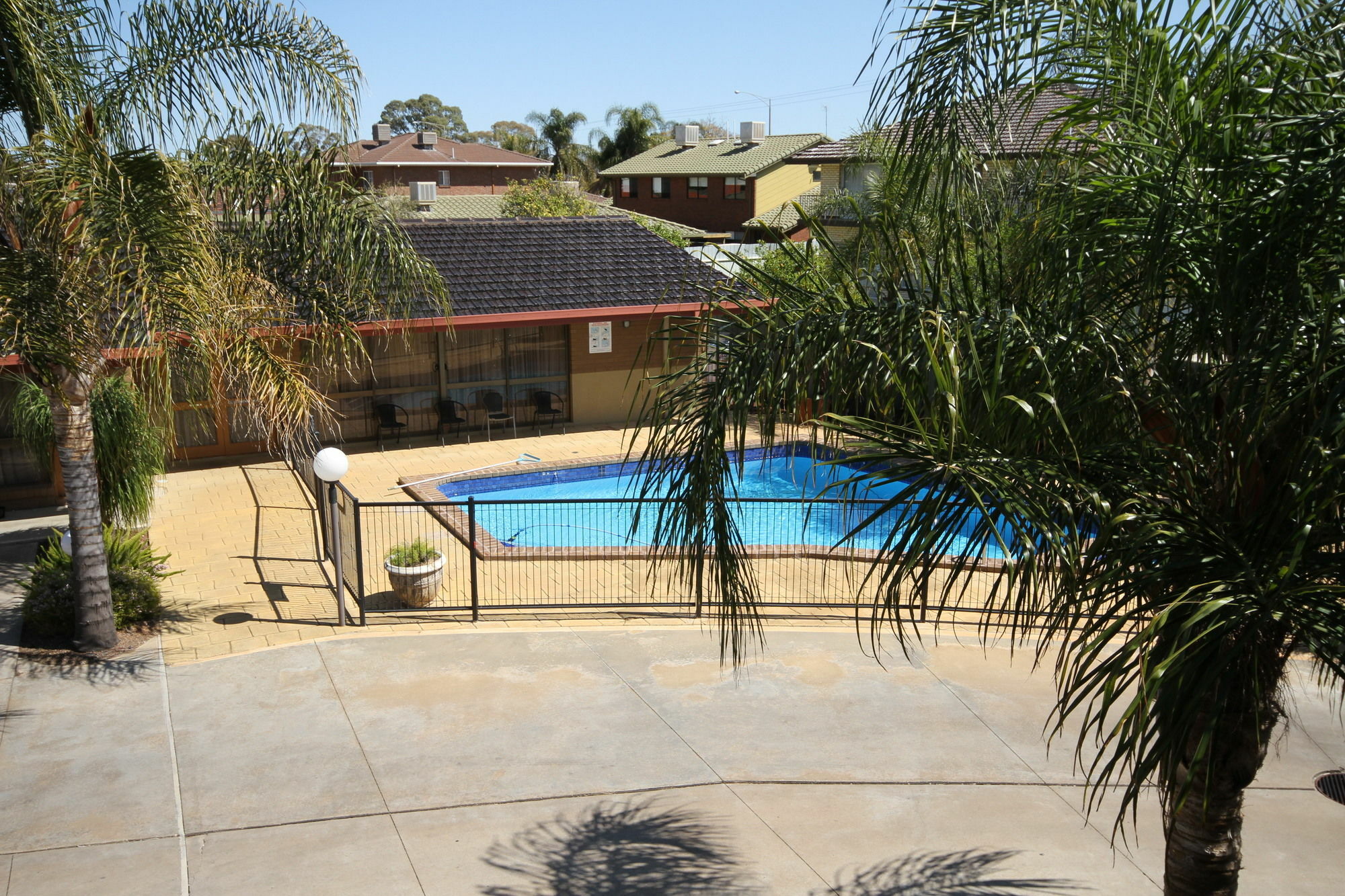 Motor 3* Mildura